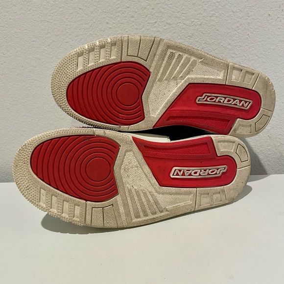 Air Jordan Vogue Edition - Picture 2 of 2